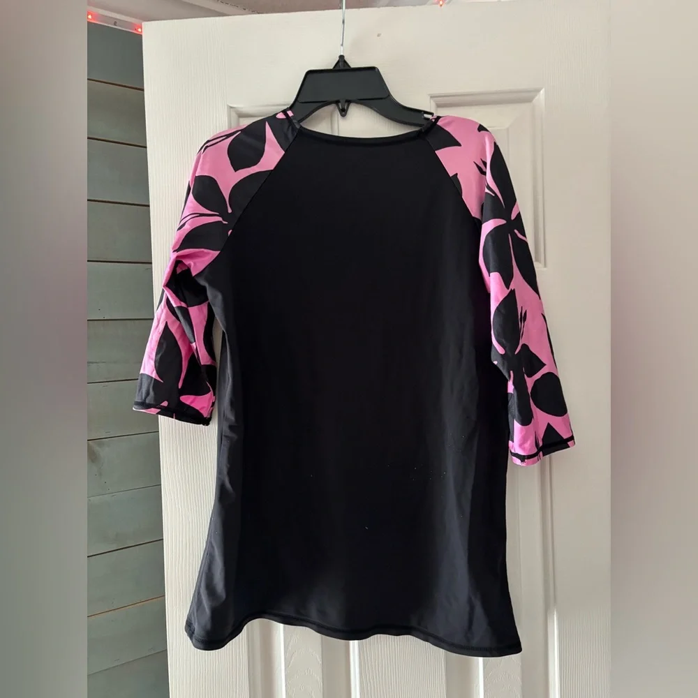 Black and Pink Raglan Sleeve Top - Picture 1 of 5